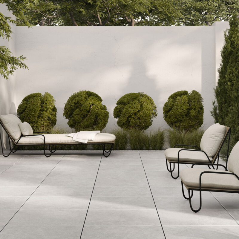 Taras wykonany z płyty tarasowej Ceramica Limone Ash White 59,7x59,7x2cm